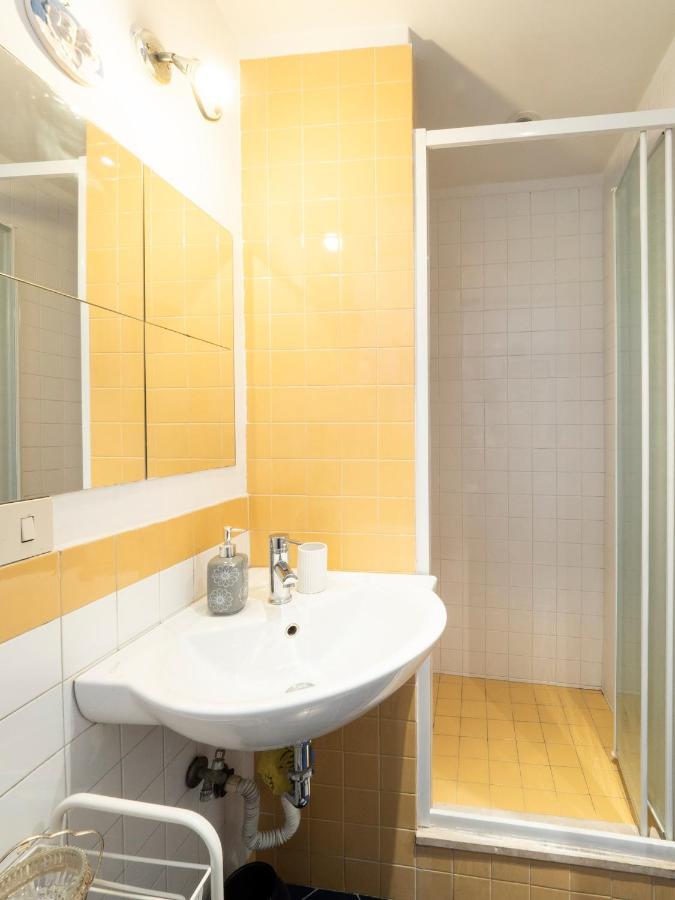 Central Apartment In Trastevere Rome Extérieur photo